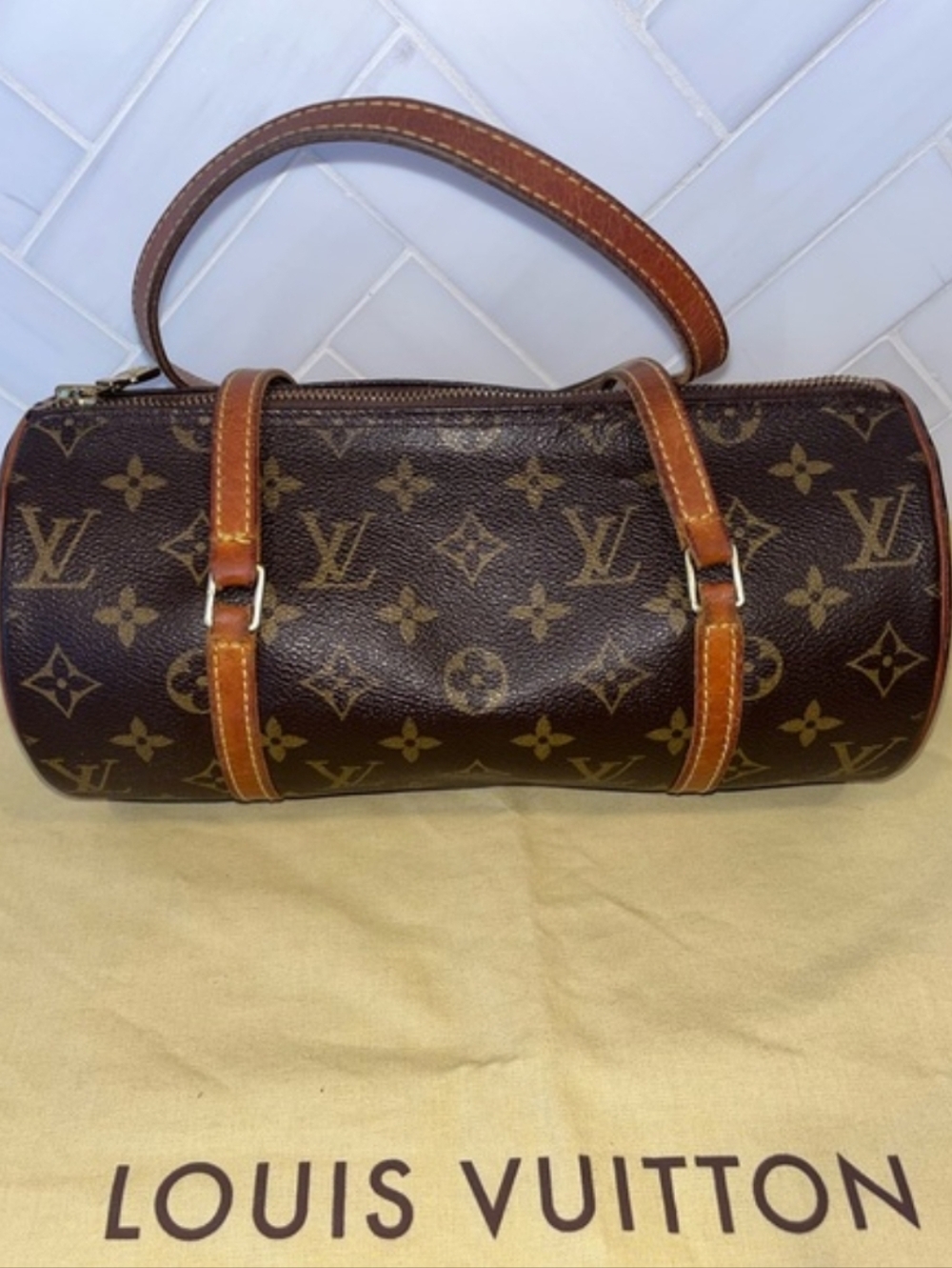 LOUIS VUITTON Papillon 30 Monogram Canvas Satchel Bag Brown - Picture 15 of 16